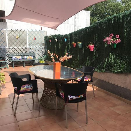 Apartamento Con Amplia Terraza Cerca Del Hospital Clinico سانتياغو دي كومبوستيلا المظهر الخارجي الصورة