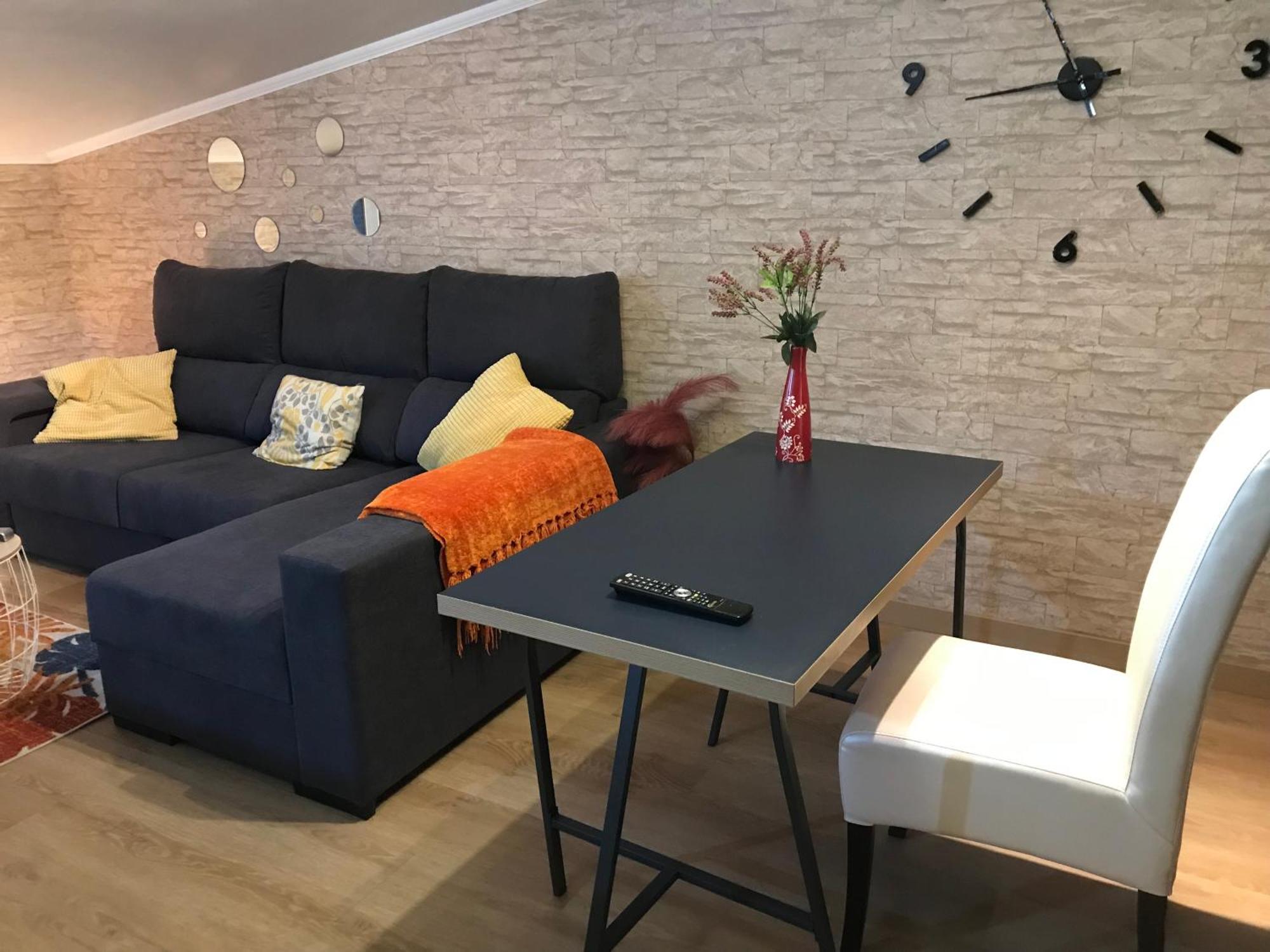 Apartamento Con Amplia Terraza Cerca Del Hospital Clinico سانتياغو دي كومبوستيلا المظهر الخارجي الصورة
