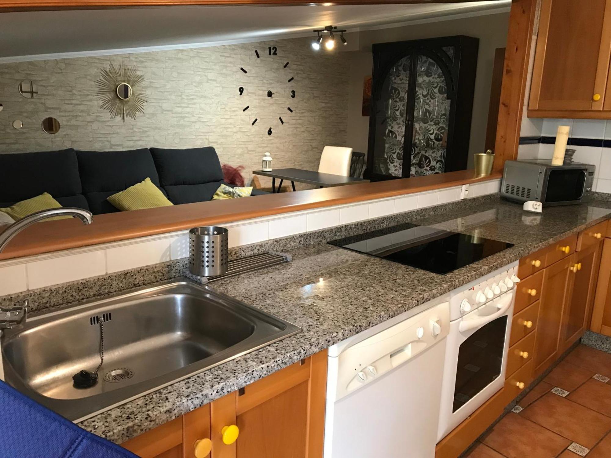 Apartamento Con Amplia Terraza Cerca Del Hospital Clinico سانتياغو دي كومبوستيلا المظهر الخارجي الصورة